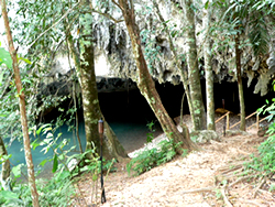Belize Cuture Tours to Jaguar Paw Cave